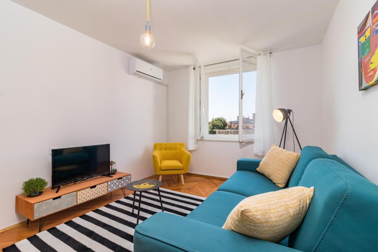 Quirky Apartment Arena With Parking Pula Exterior foto